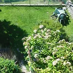 Giardino Sul Lago
