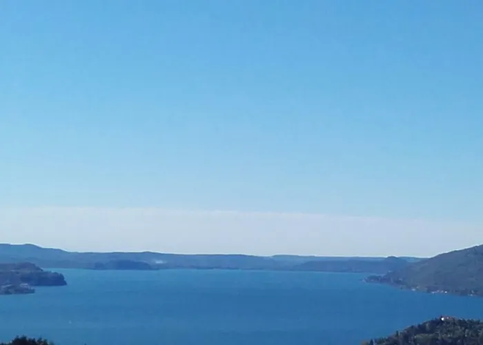 Giardino Sul Lago * 베르바니아